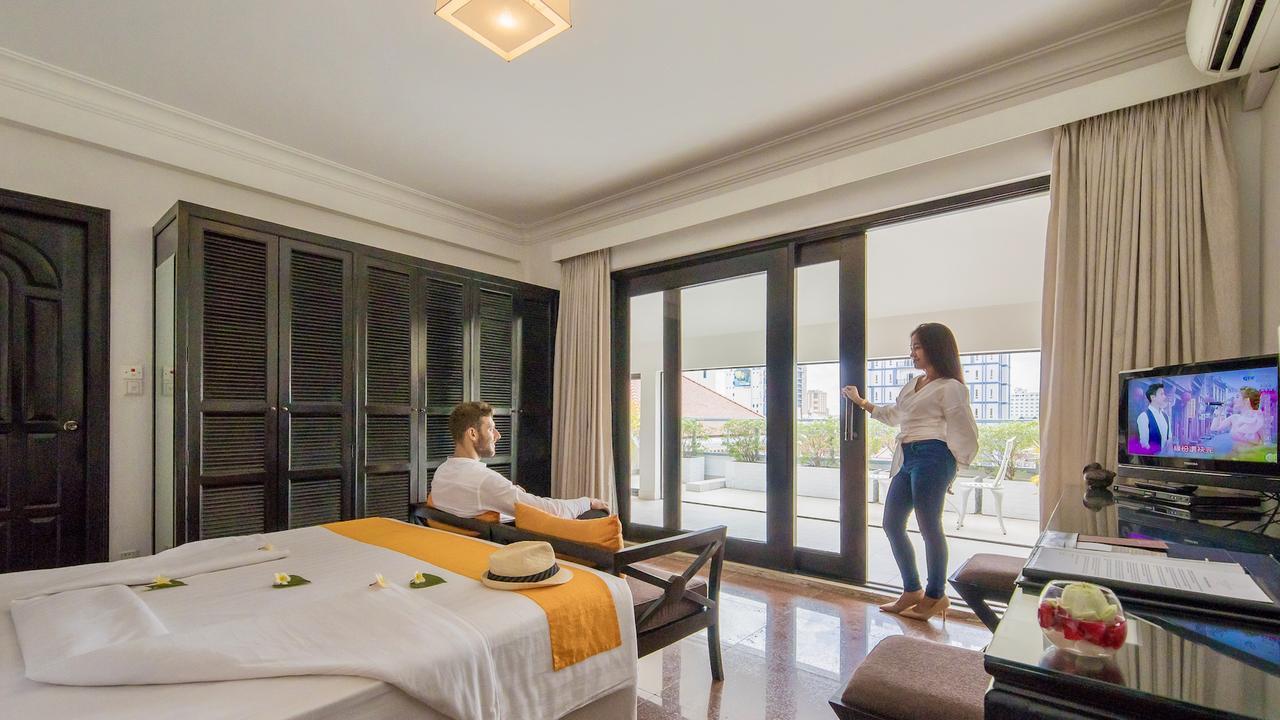 White Mansion 白色公馆 Hotel Phnom Penh Exterior foto