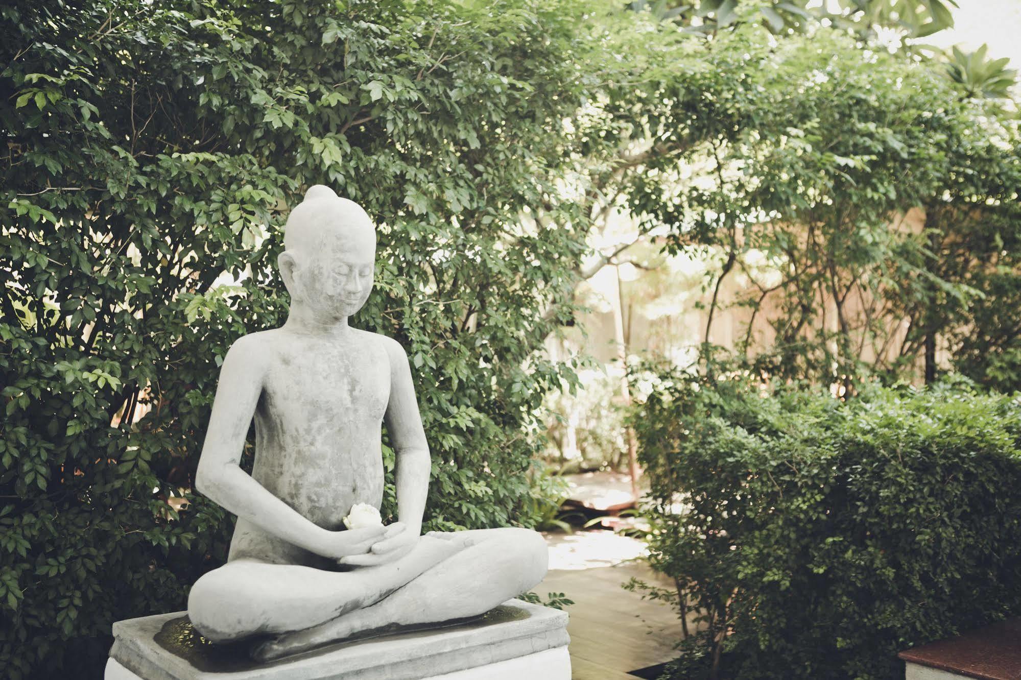 White Mansion 白色公馆 Hotel Phnom Penh Exterior foto
