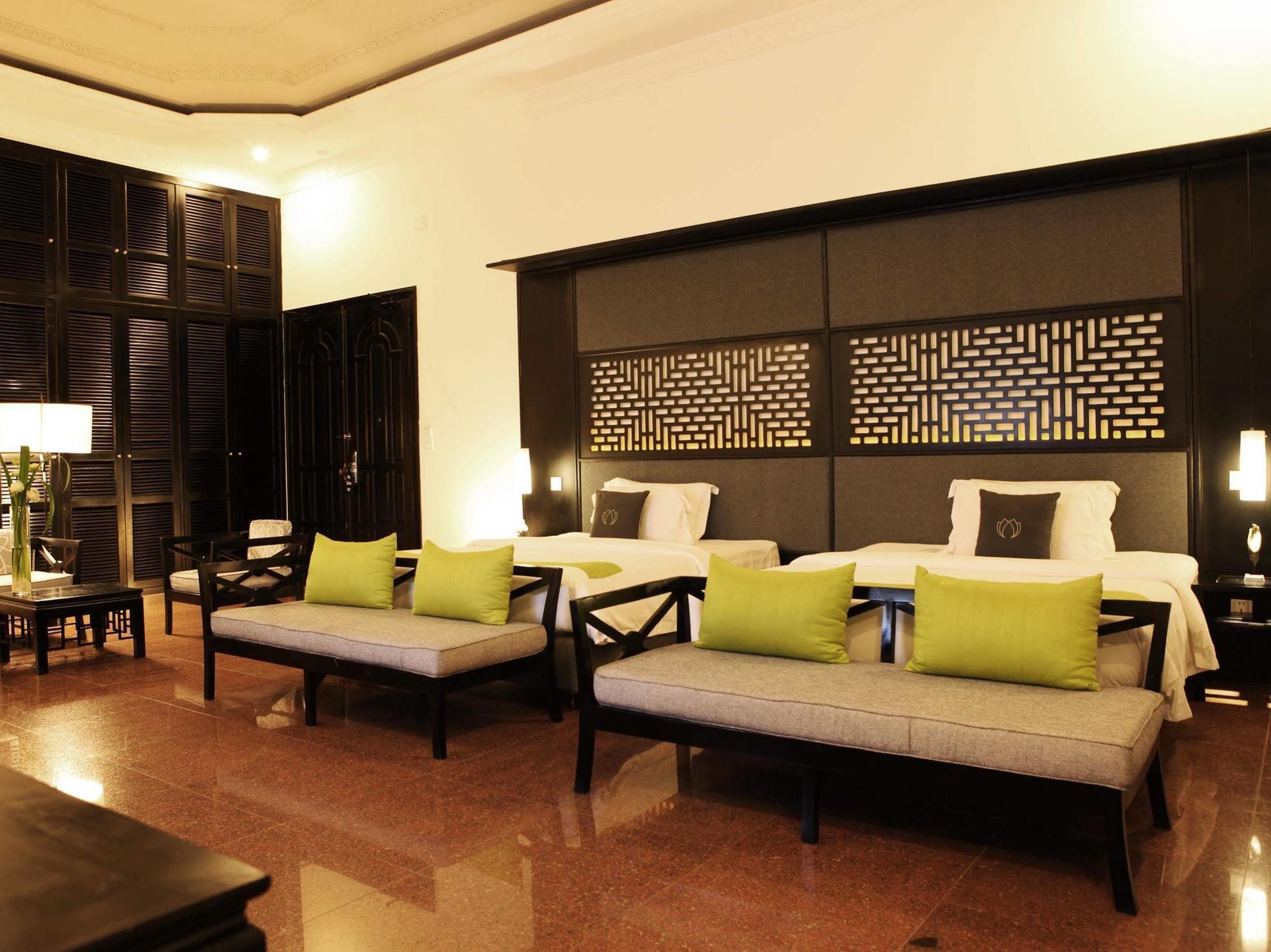 White Mansion 白色公馆 Hotel Phnom Penh Exterior foto