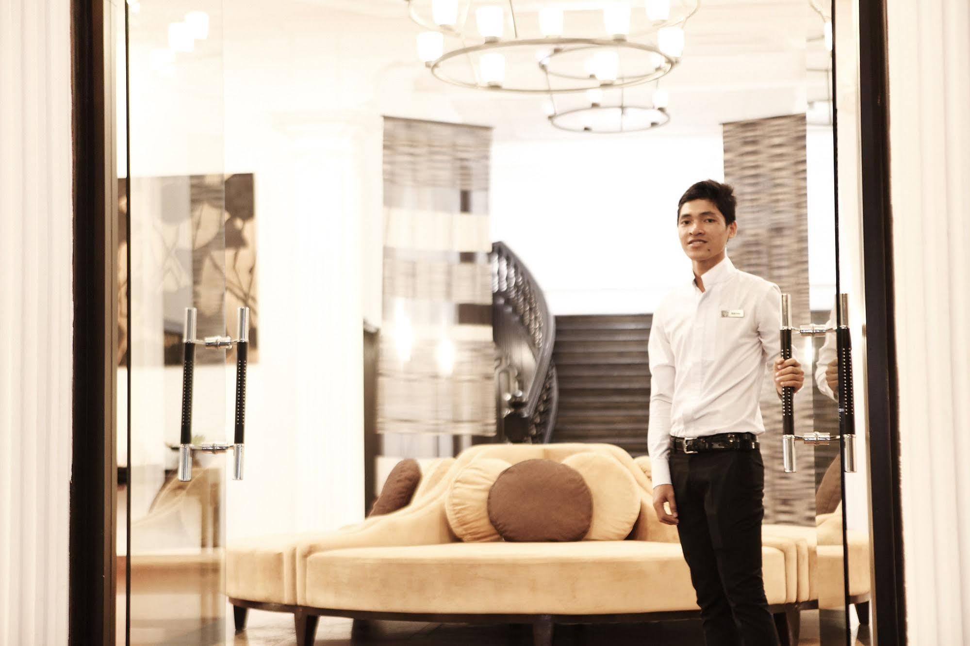 White Mansion 白色公馆 Hotel Phnom Penh Exterior foto
