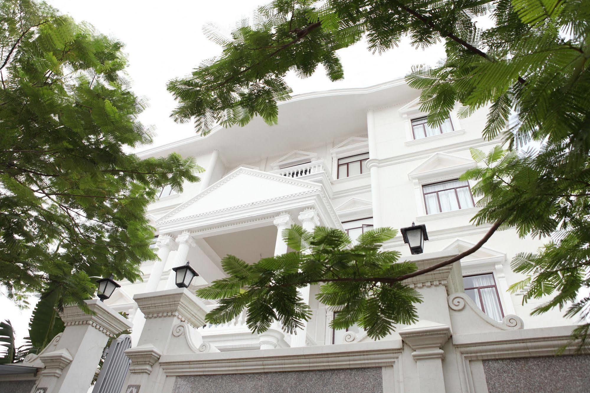 White Mansion 白色公馆 Hotel Phnom Penh Exterior foto
